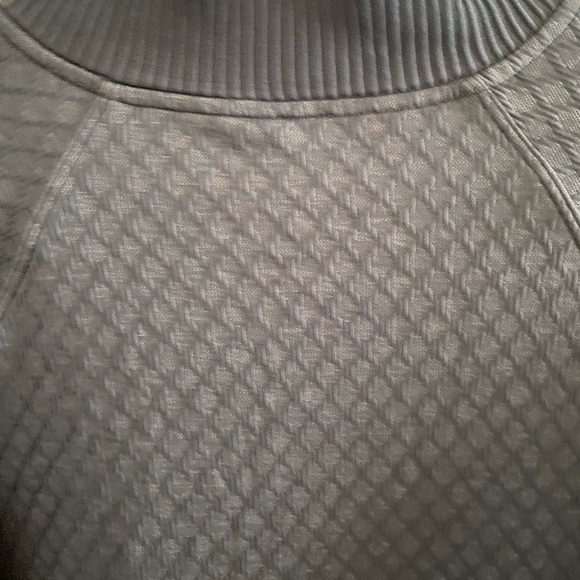 Lululemon athletic long sleeve top - Picture 2 of 6